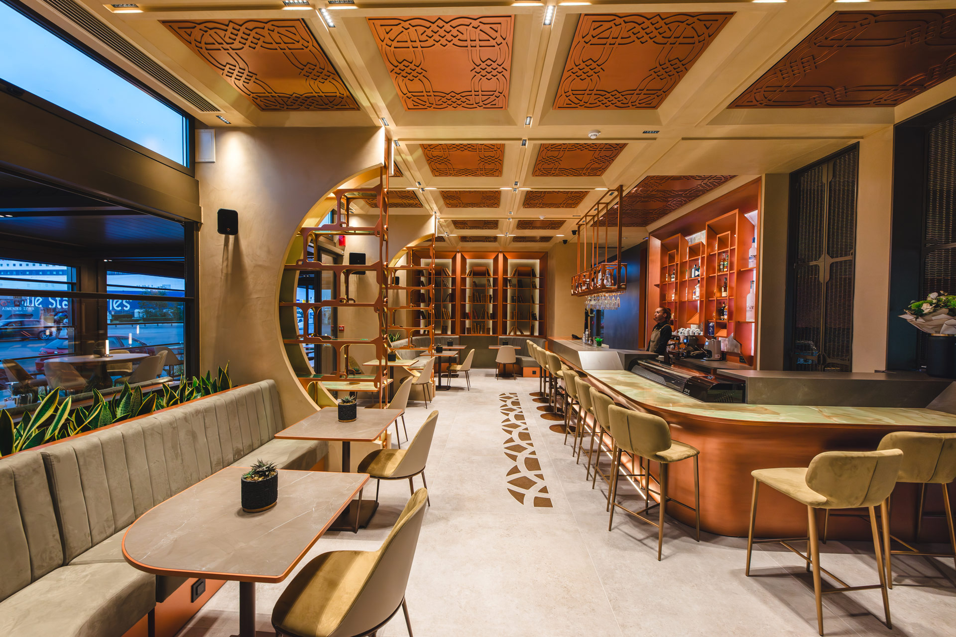 Oniros Lounge Resto Indoors